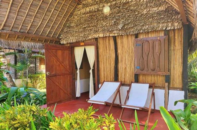 LA PIROGUE BUNGALOW